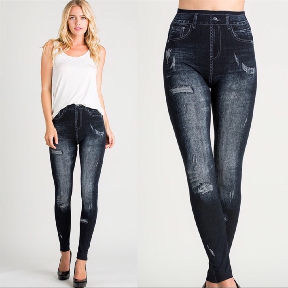 💥Distressed Denim Print Leggings💥